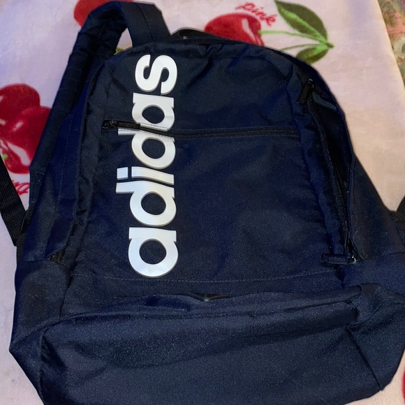 Adidas back pac